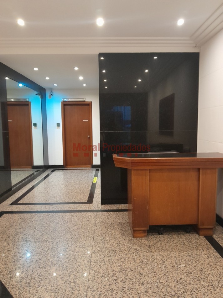 MONOAMBIENTE DIVISIBLE. 38 M2. APTO PROFESIONAL